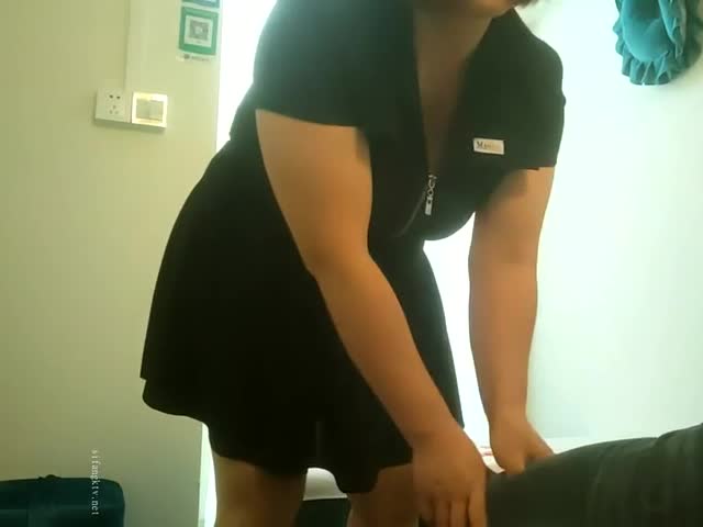 【暗访足疗】3天3场按摩店1