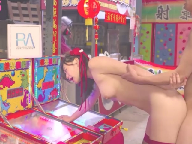 皇家华人RAS-0233性爱夜市之精液保护费- 米欧