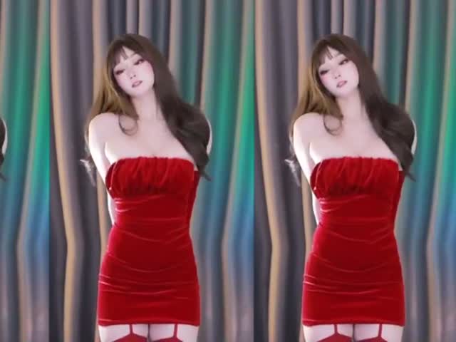 CC 淳淳 巨乳 露半奶抖胸舞 齐B裙走光露底 抖臀骚舞 3V 1   