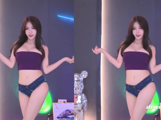 最新精选33V合集 时长015546 丝袜热裤 骚舞6  