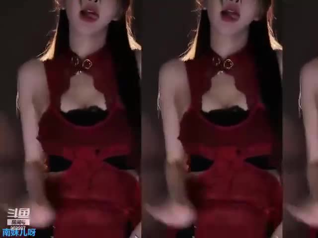 最新20V 时长015358 超美女神疯狂抖奶诱惑表情5    