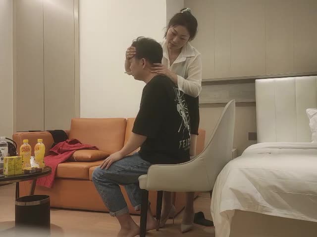 【我有一台拖拉机】专攻骚熟女