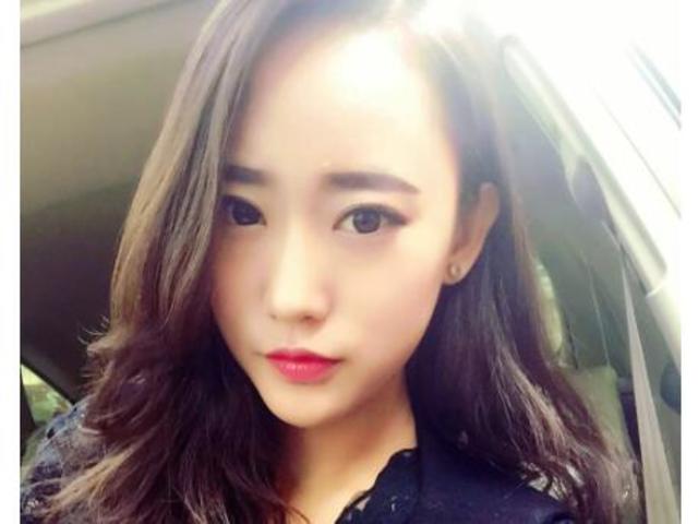 疑似东航空姐小雨性爱不雅视频