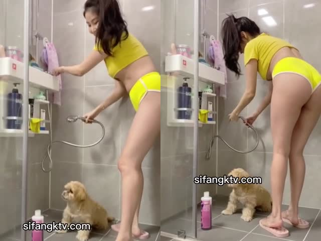 最新闺蜜录像拍摄给狗狗洗澡私拍流出