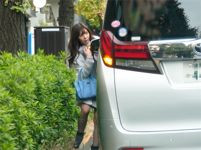 抓到了,没拍片的时候都在援交！