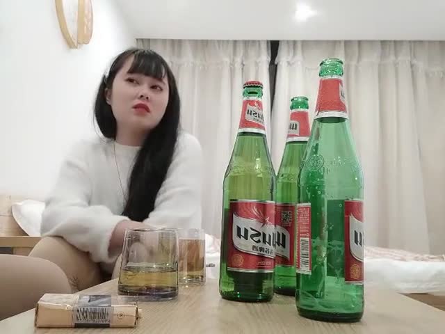 你们要的换妻佳作,00后新婚小情侣第一次体验换妻