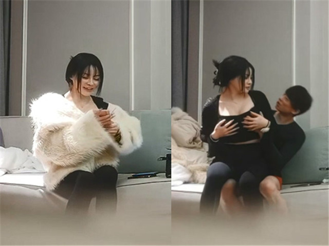 极品风骚网红女,丰乳肥臀肉感身材,掰开小逼看看