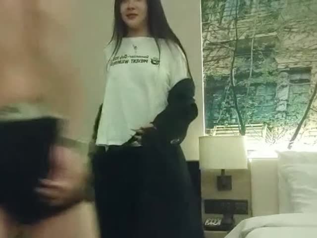 乖巧极品颜值美妞