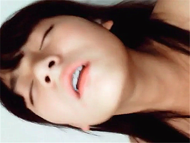 小妹妹湿嫩,玩骚逼