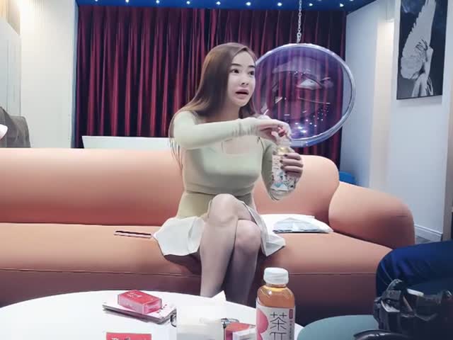 赵总回归约性感大奶高端外围