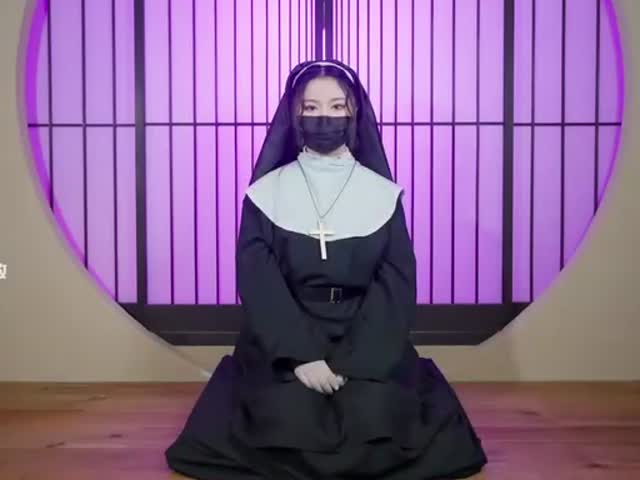 极品蜜汁白虎神鲍尤物,淫荡修女