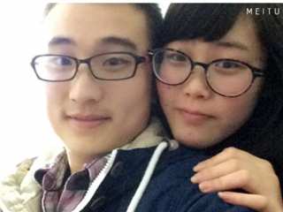 眼镜学生情侣，淫乱私生活