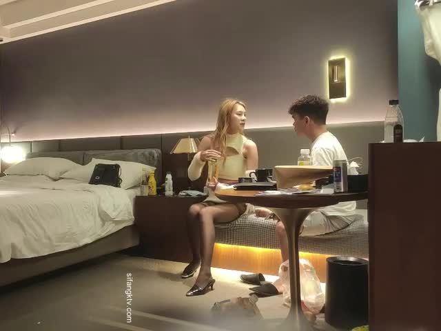 探花高端外围女金发妹