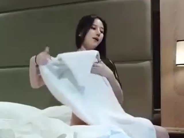 高价钱约的极品高挑外围