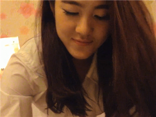 轻吻系列-美院系花兼职商务模特