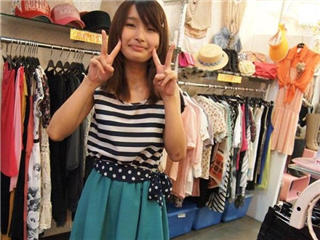 小情侣生活亲密照琉出