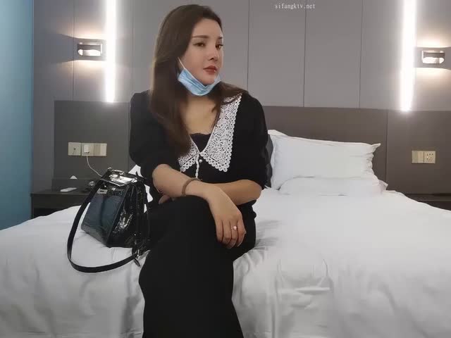 【666小祁探花】深夜场性感黑衣大长腿妹子啪啪