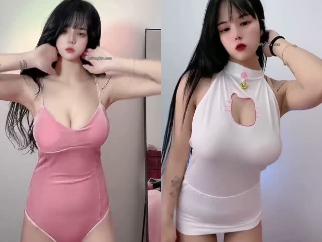 【极品】快手超人气女神【猪猪大哥】最新群福利诱惑热舞4  