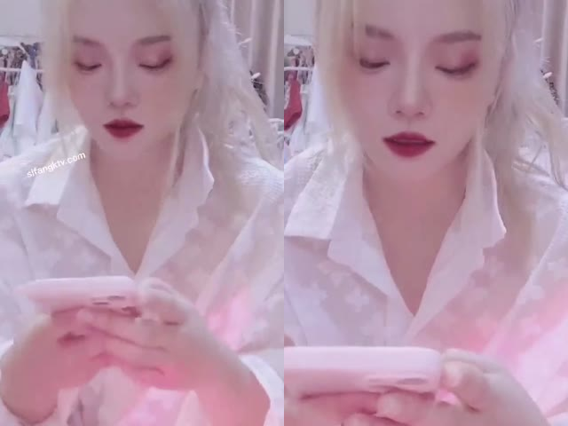 超萌清纯新人萌妹【小芽芽】最新大尺度定制      