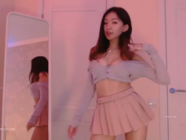 气质美女设计师Iama高价私拍