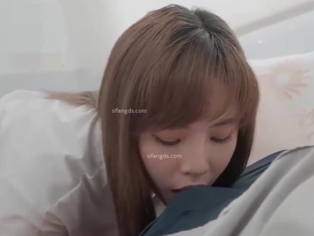 天美传媒TMG123少女用魔术把鸡鸡变大放进骚逼-坏坏