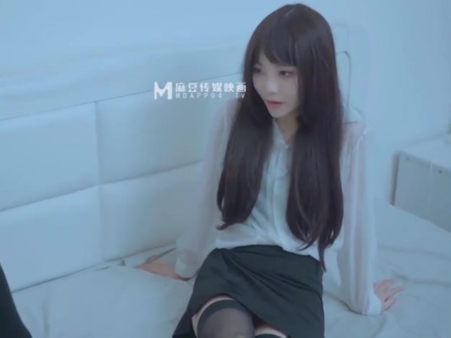 绝对领域LY-024屋内有人肉欲蒙生