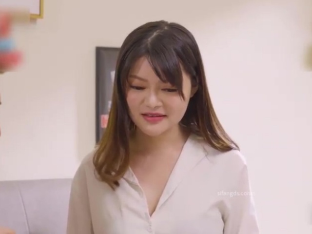 91制片厂 91KCM-129黑丝美腿女销售蜜汁肉穴服务-恩恩