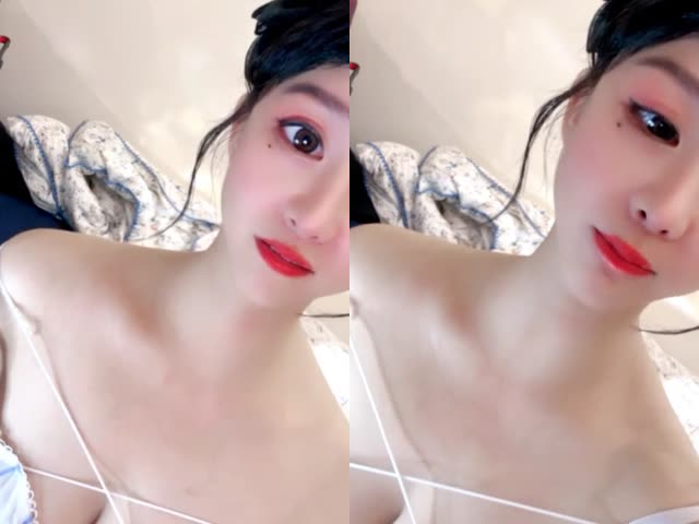 情趣装肥臀大奶欲姐淫声荡语撩骚互动,近拍掰穴卖骚道具玩弄粉穴…