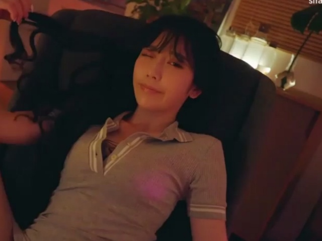 SWAG [JSBY-0090] 將性冷感正妹喚出淫蕩本性的性愛催眠治療室-Sunny