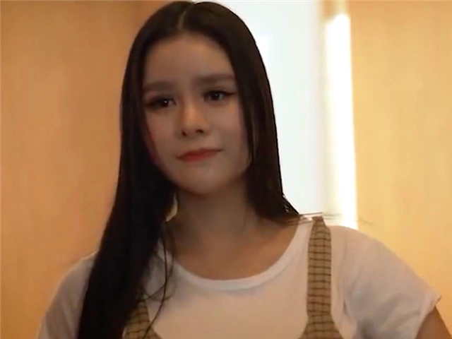 爆乳小姨子上门 F罩杯